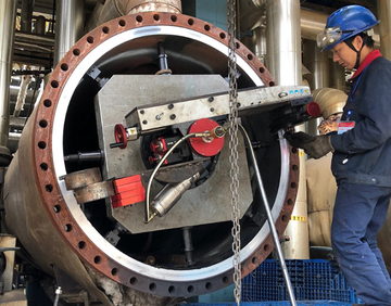 เราต้องใส่ใจอะไรบ้างเมื่อใช้เครื่องหันหน้าหน้าแปลนแบบพกพา?